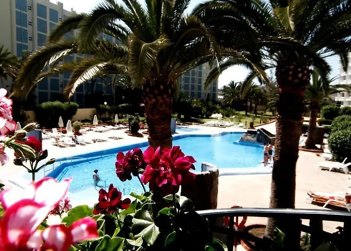 アパートホテル Agaete Parque & Pool View