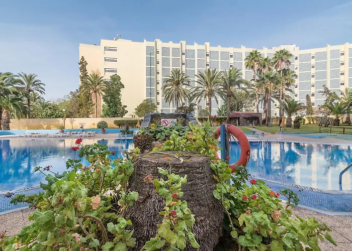 Agaete Parque & Pool View アパートホテル 2*