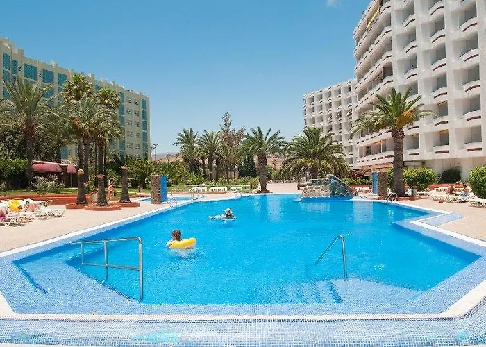 アパートホテル Agaete Parque & Pool View 2*