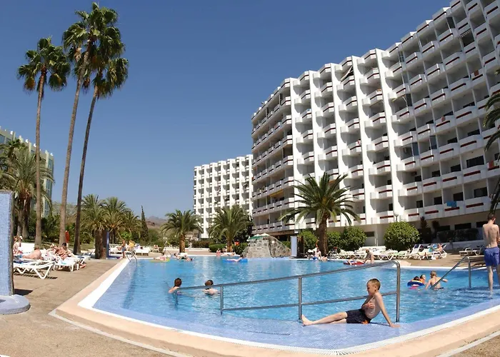 アパートホテル Agaete Parque & Pool View 2*